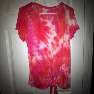 Pink maternity shirt tie dye